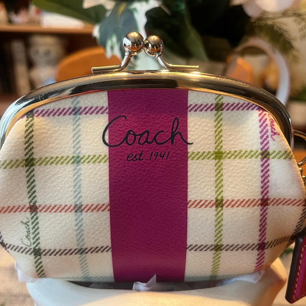 Coach Heritage Tattersall Kiss‎ Lock Bag with Coach Hangtag EUC